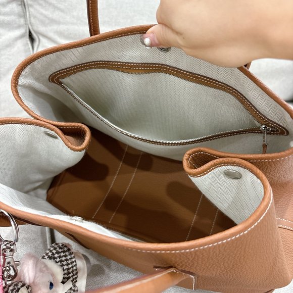 99% NEW GARDEN PARTY 36, GOLD LEATHER, PICS UPDATED! - Picture 5 of 14